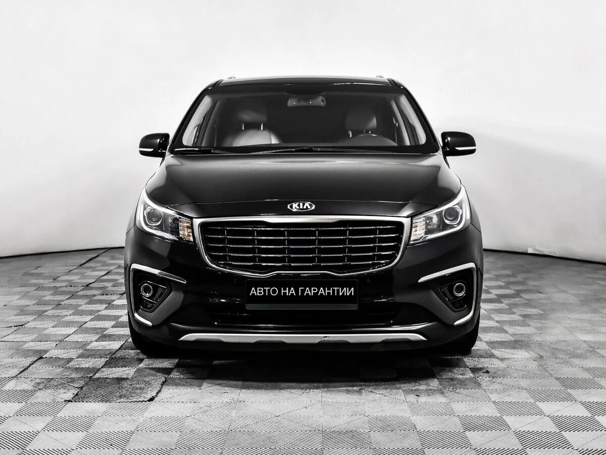 Kia Carnival III — фото 2