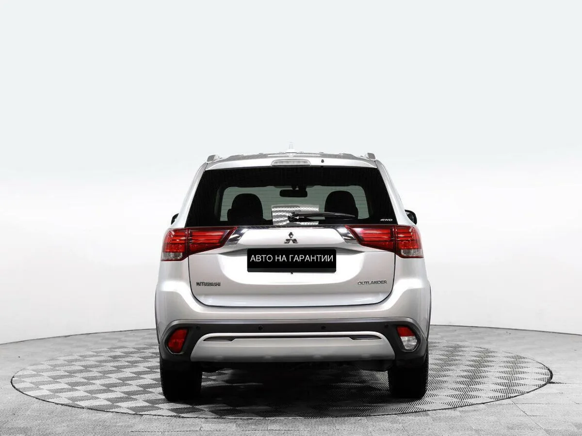 Mitsubishi Outlander III Рестайлинг 3 · Instyle — фото 4