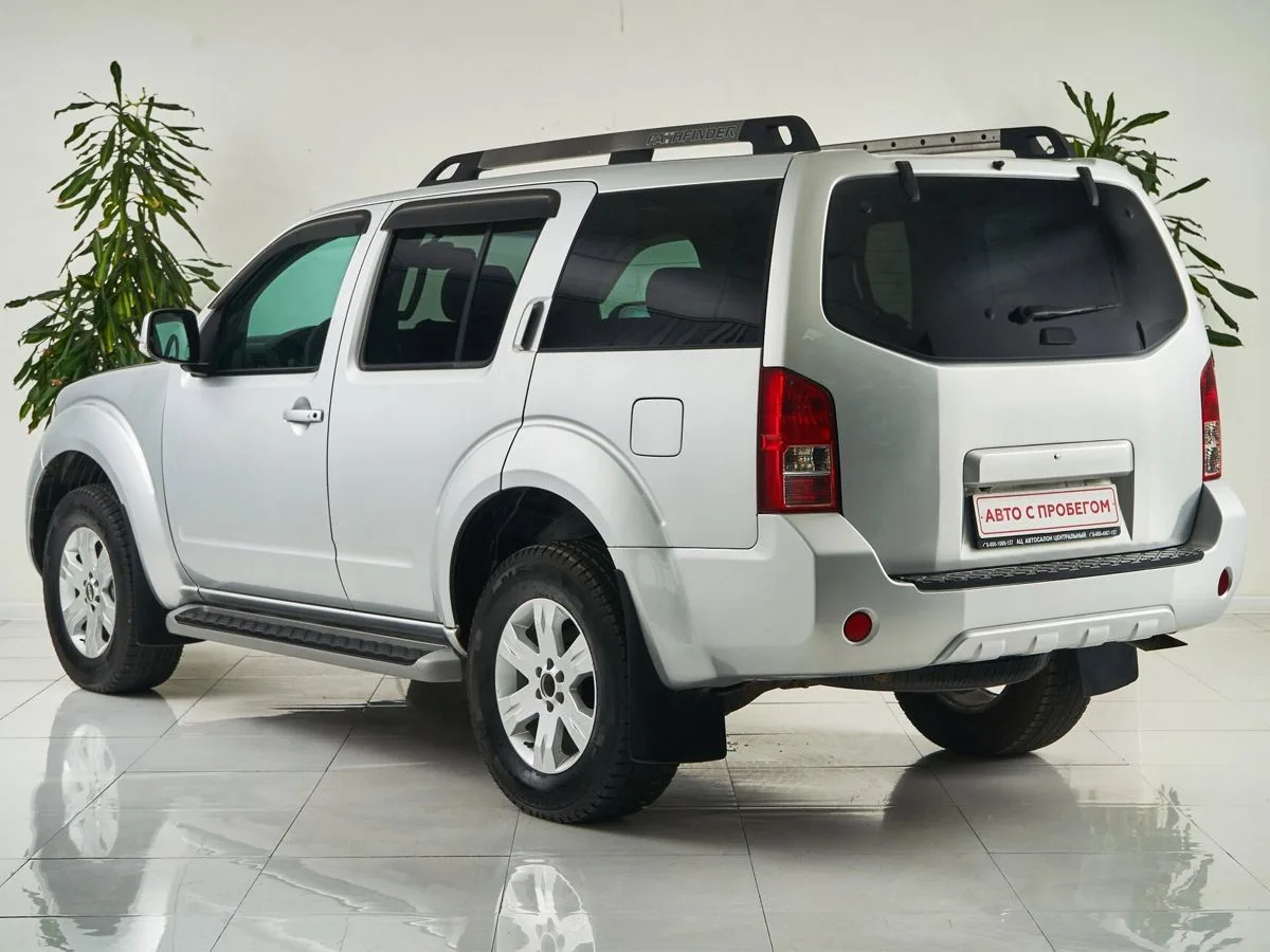 Nissan Pathfinder III — фото 4