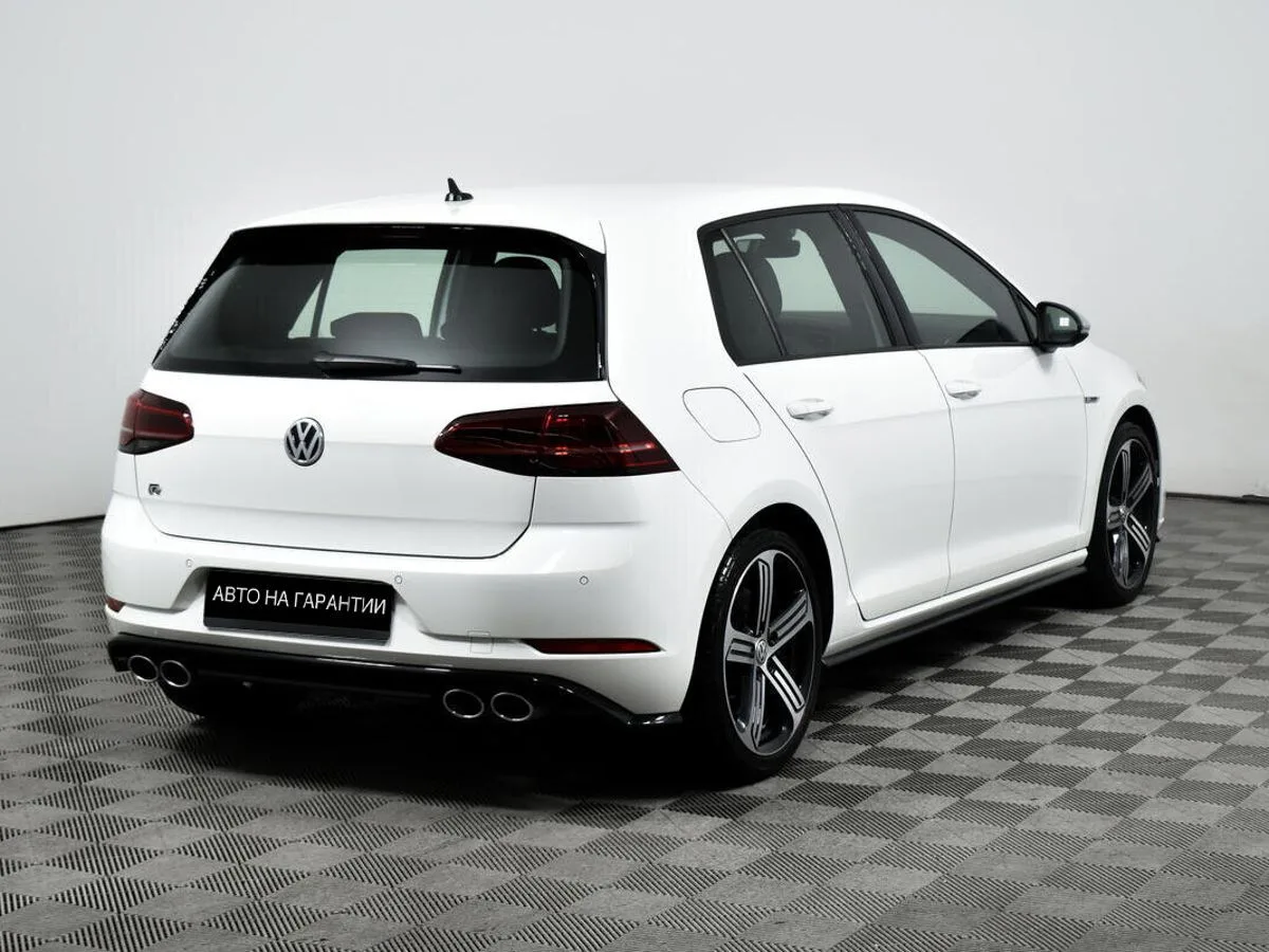 Volkswagen Golf R VII Рестайлинг — фото 3