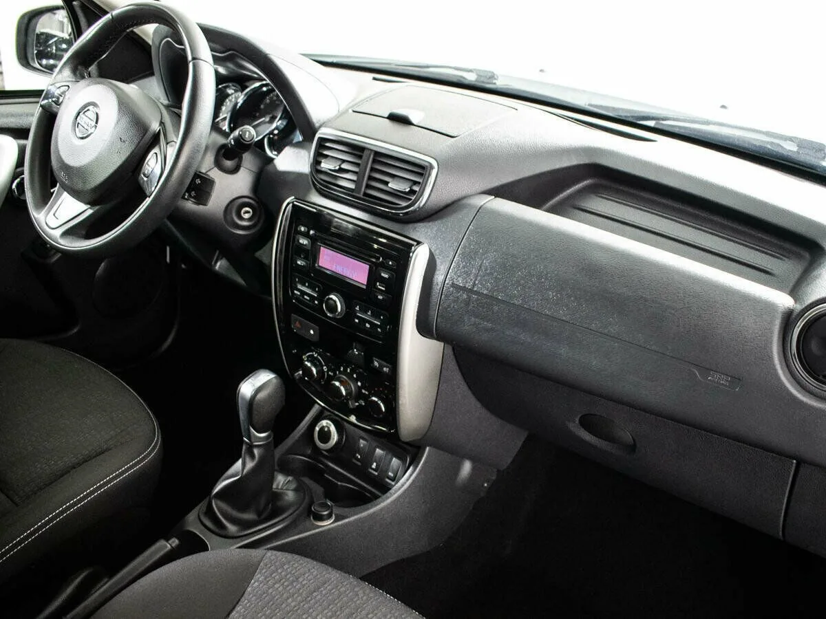 Nissan Terrano III (D10) · Elegance — фото 5