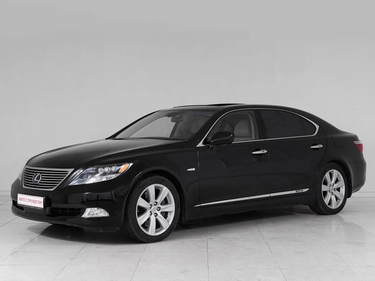 Lexus LS IV
