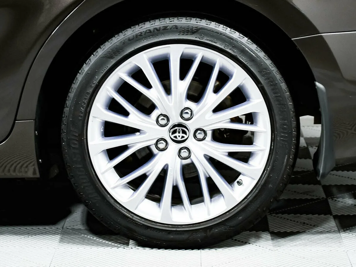Toyota Camry VIII (XV70) · Executive Safety — фото 5