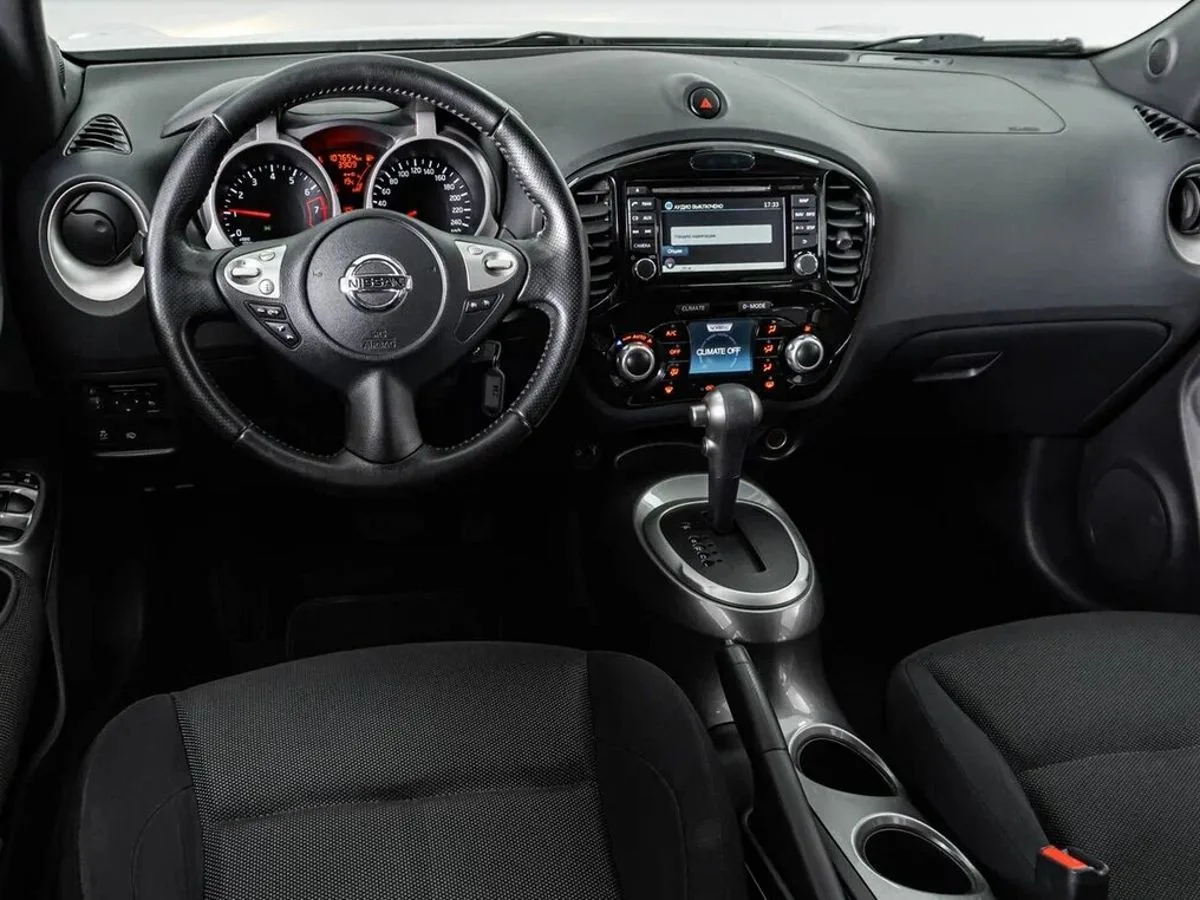 Nissan Juke I · LE — фото 5