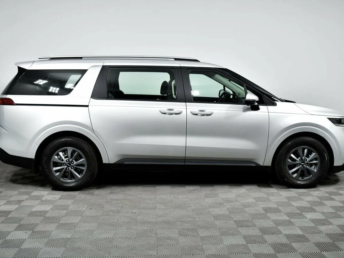 Kia Carnival IV · Comfort — фото 4