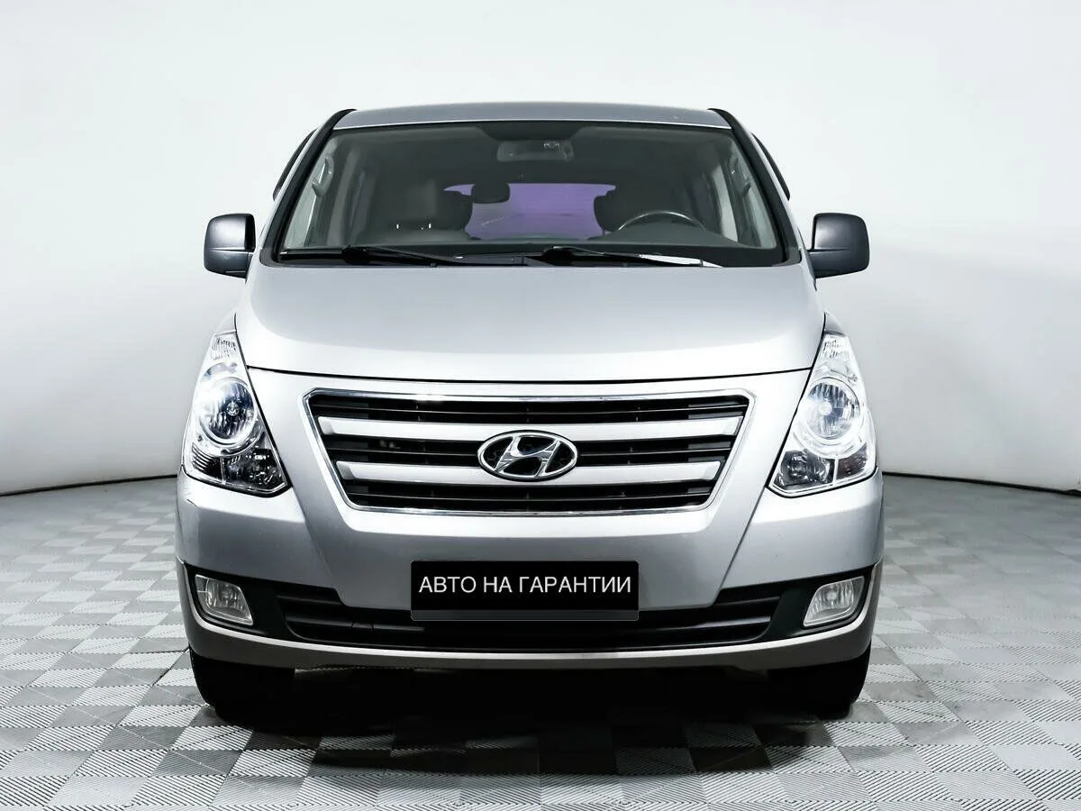 Hyundai Grand Starex I Рестайлинг — фото 2