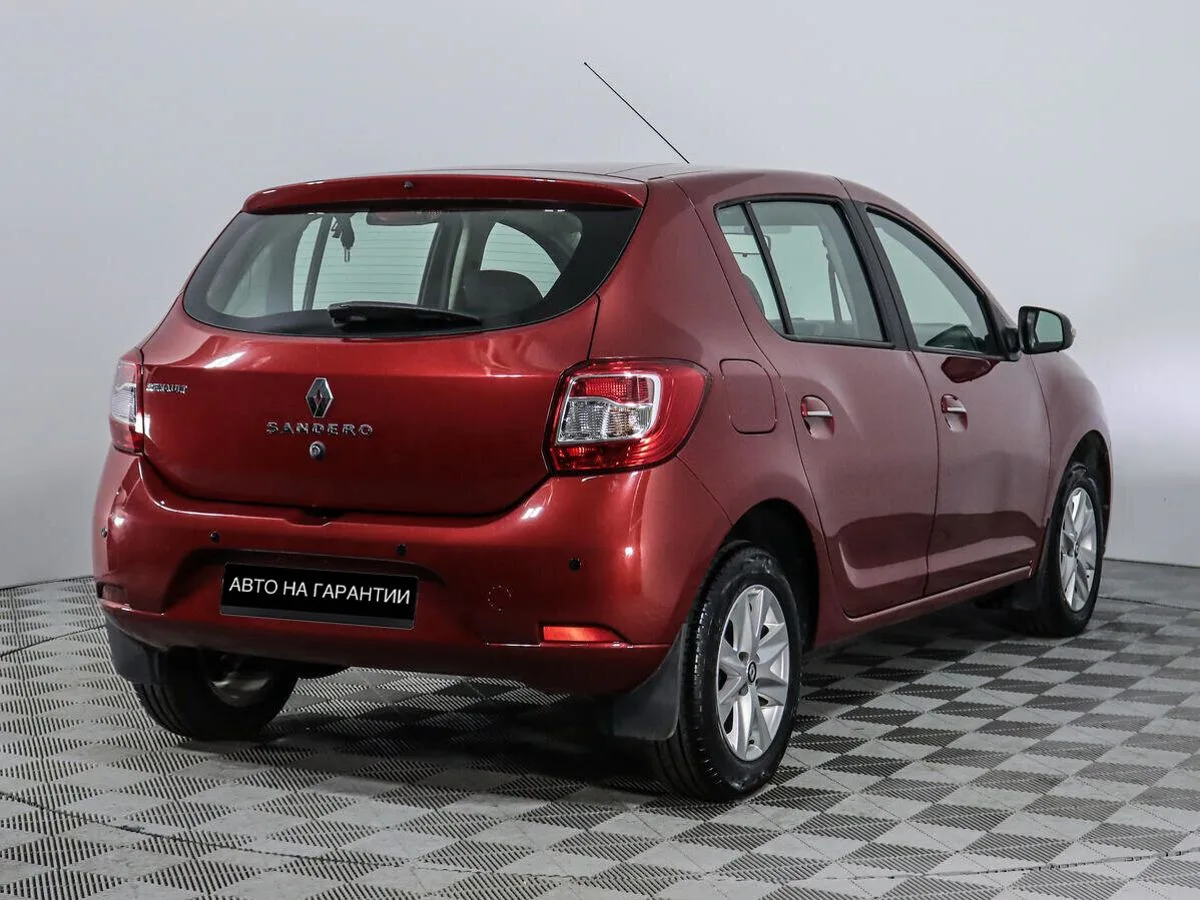 Renault Sandero II Рестайлинг · Drive — фото 3