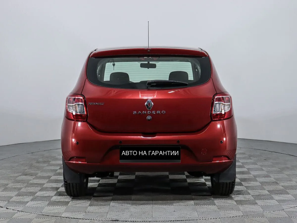 Renault Sandero II Рестайлинг · Drive — фото 4