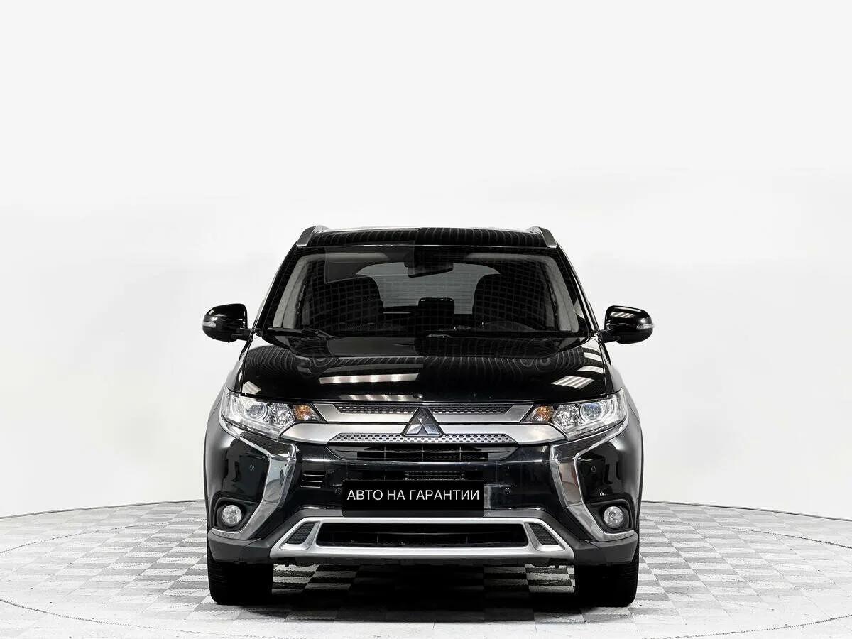 Mitsubishi Outlander III Рестайлинг 3 · Invite (2018-2021) — фото 2