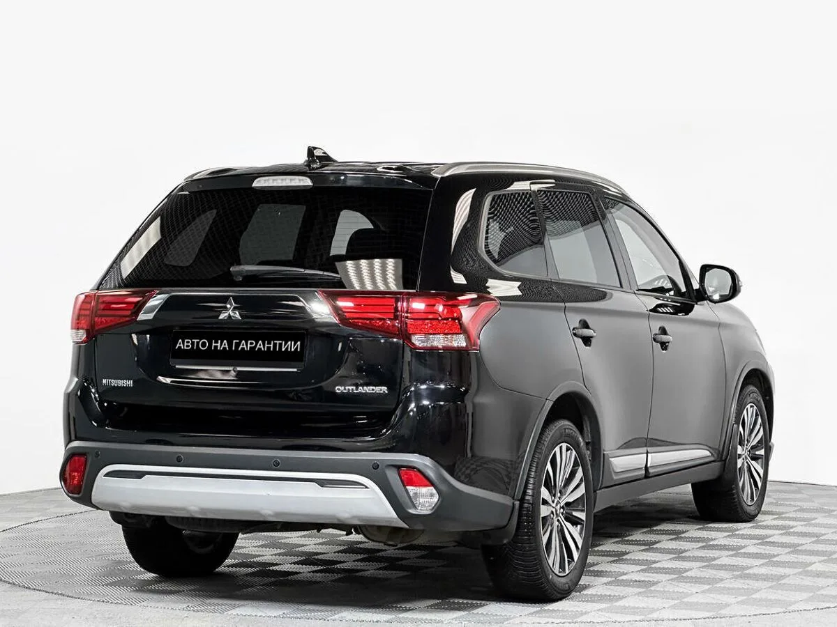 Mitsubishi Outlander III Рестайлинг 3 · Invite (2018-2021) — фото 5