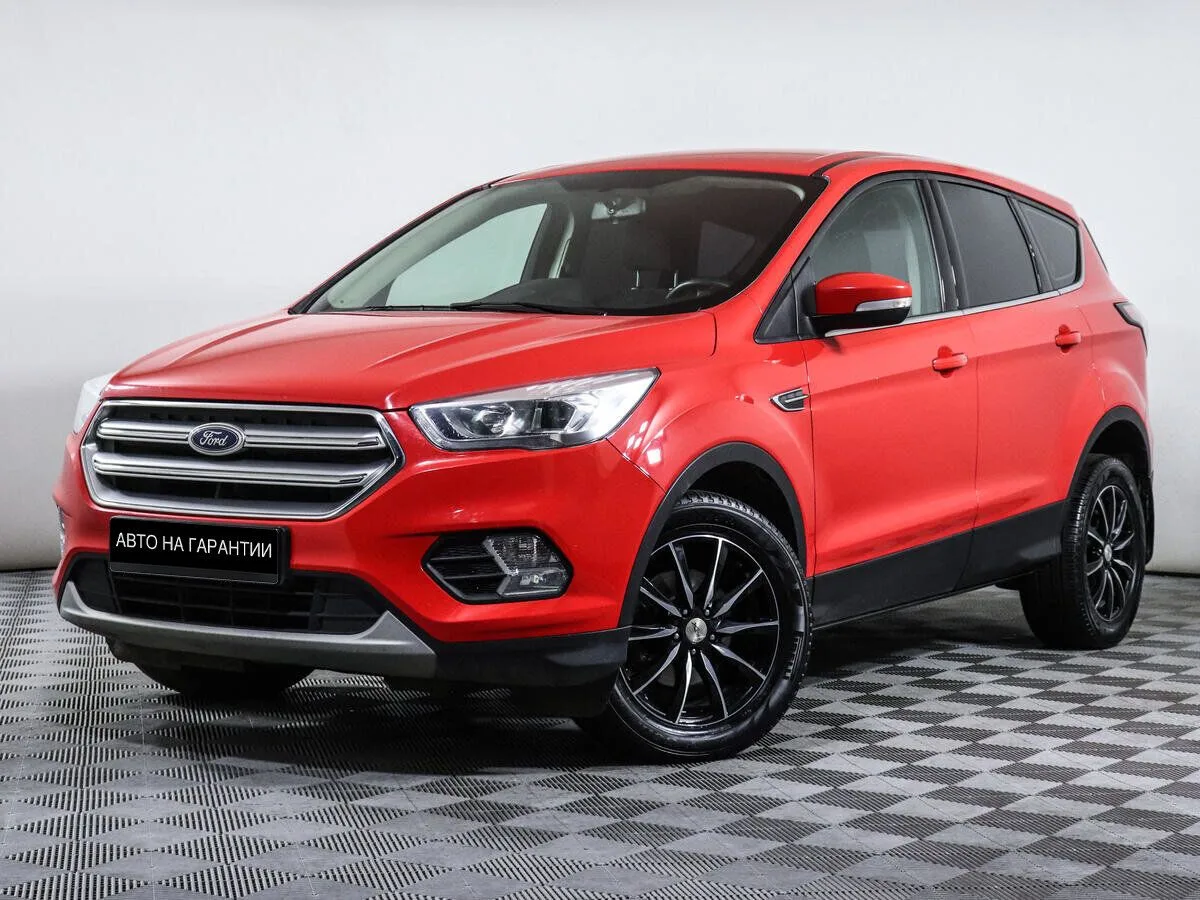 Ford Kuga II Рестайлинг · Trend (2017)