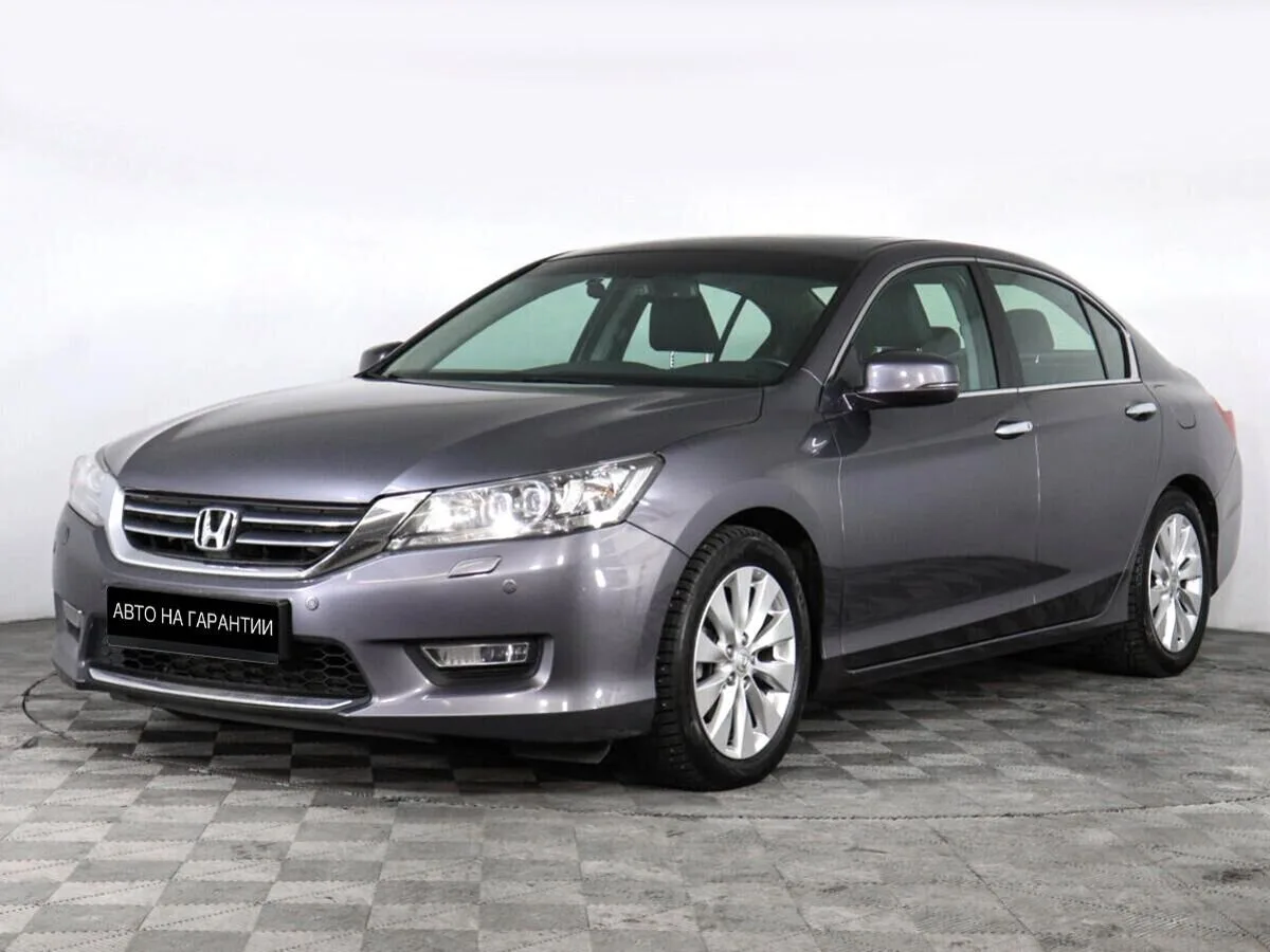 Honda Accord IX · Executive