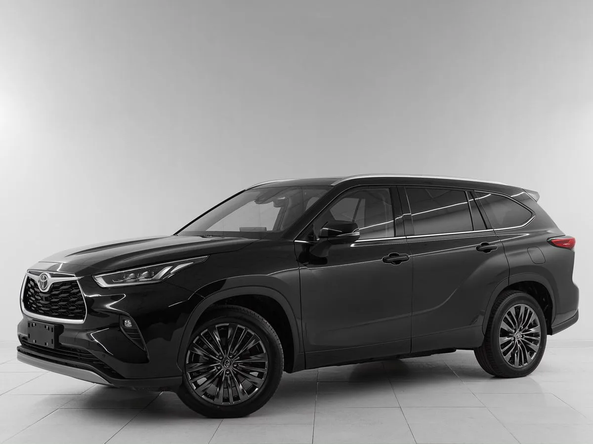 Toyota Highlander IV (XU70) · Luxury