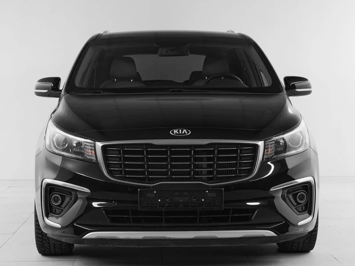 Kia Carnival III — фото 2