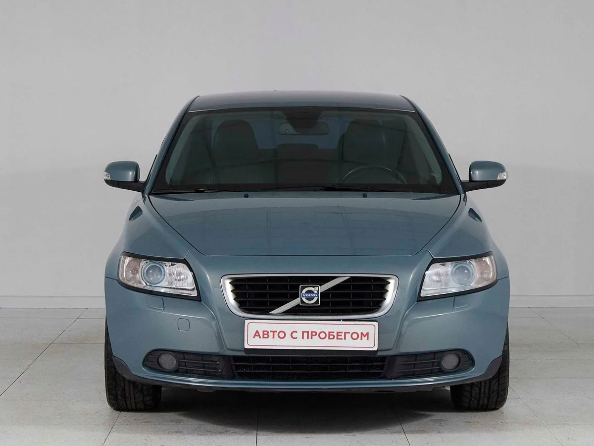 Volvo S40 II Рестайлинг — фото 2