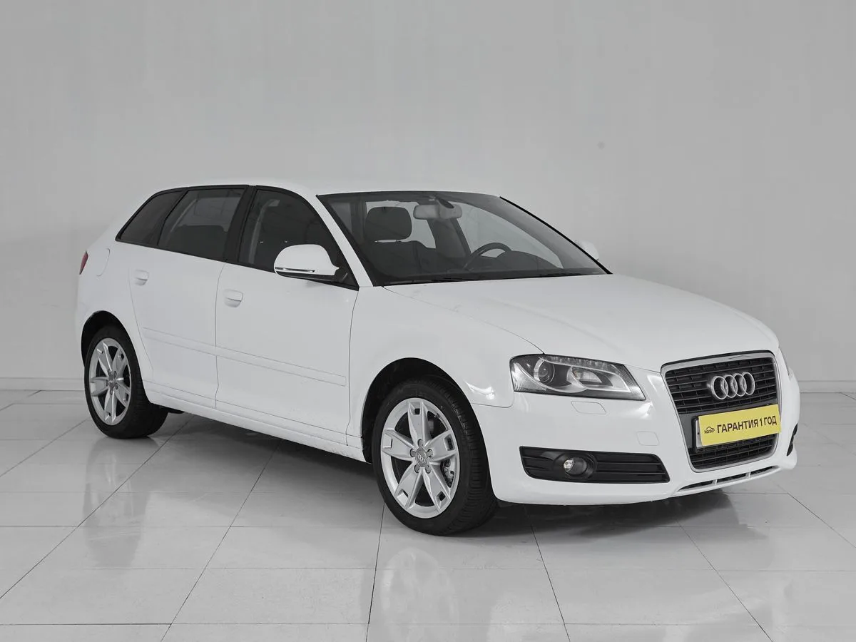 Audi A3 II (8P) Рестайлинг 2 · Ambiente — фото 3