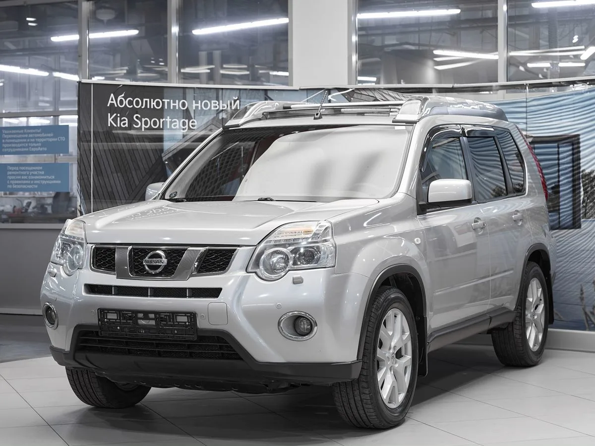 Nissan X-Trail II Рестайлинг · LE Base