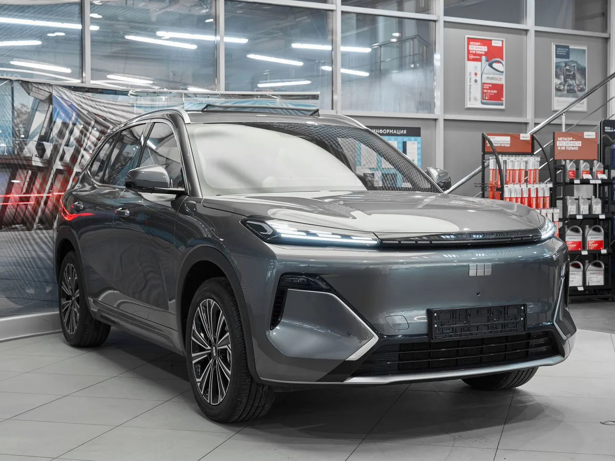 Geely EX5 Гибрид Макс EM-i — фото 3