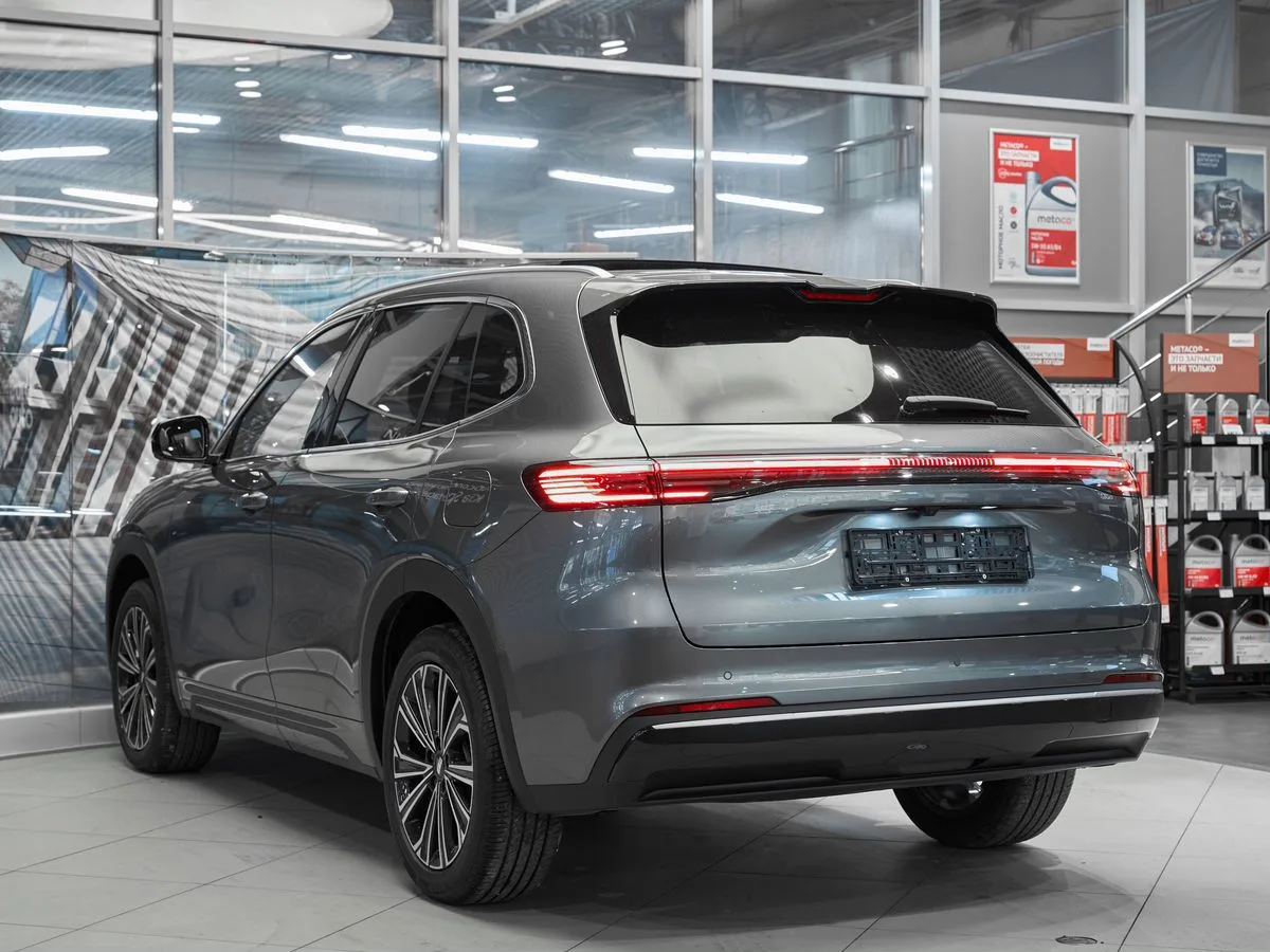 Geely EX5 Гибрид Макс EM-i — фото 4