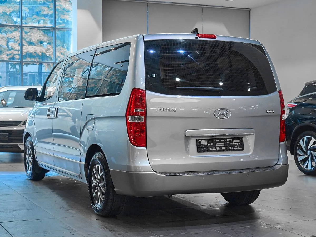 Hyundai H-1 II Рестайлинг 2 · Business — фото 4