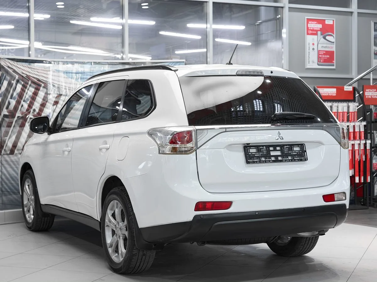 Mitsubishi Outlander III · Instyle — фото 4