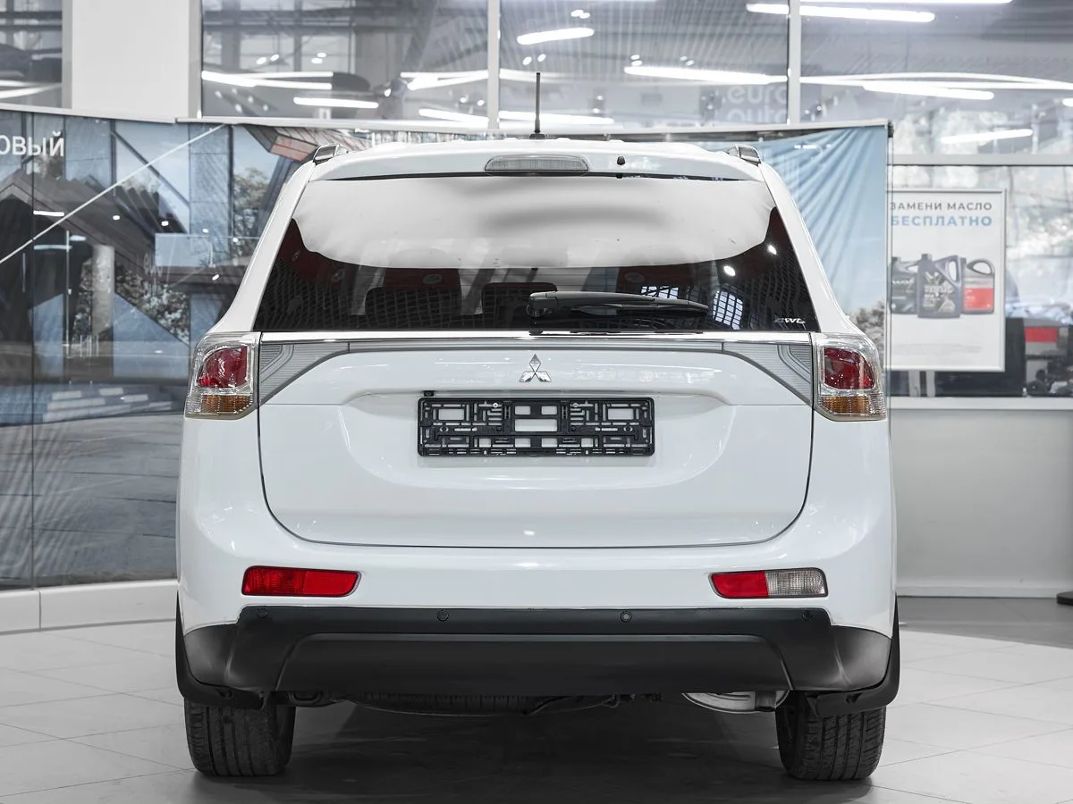 Mitsubishi Outlander III · Instyle — фото 5