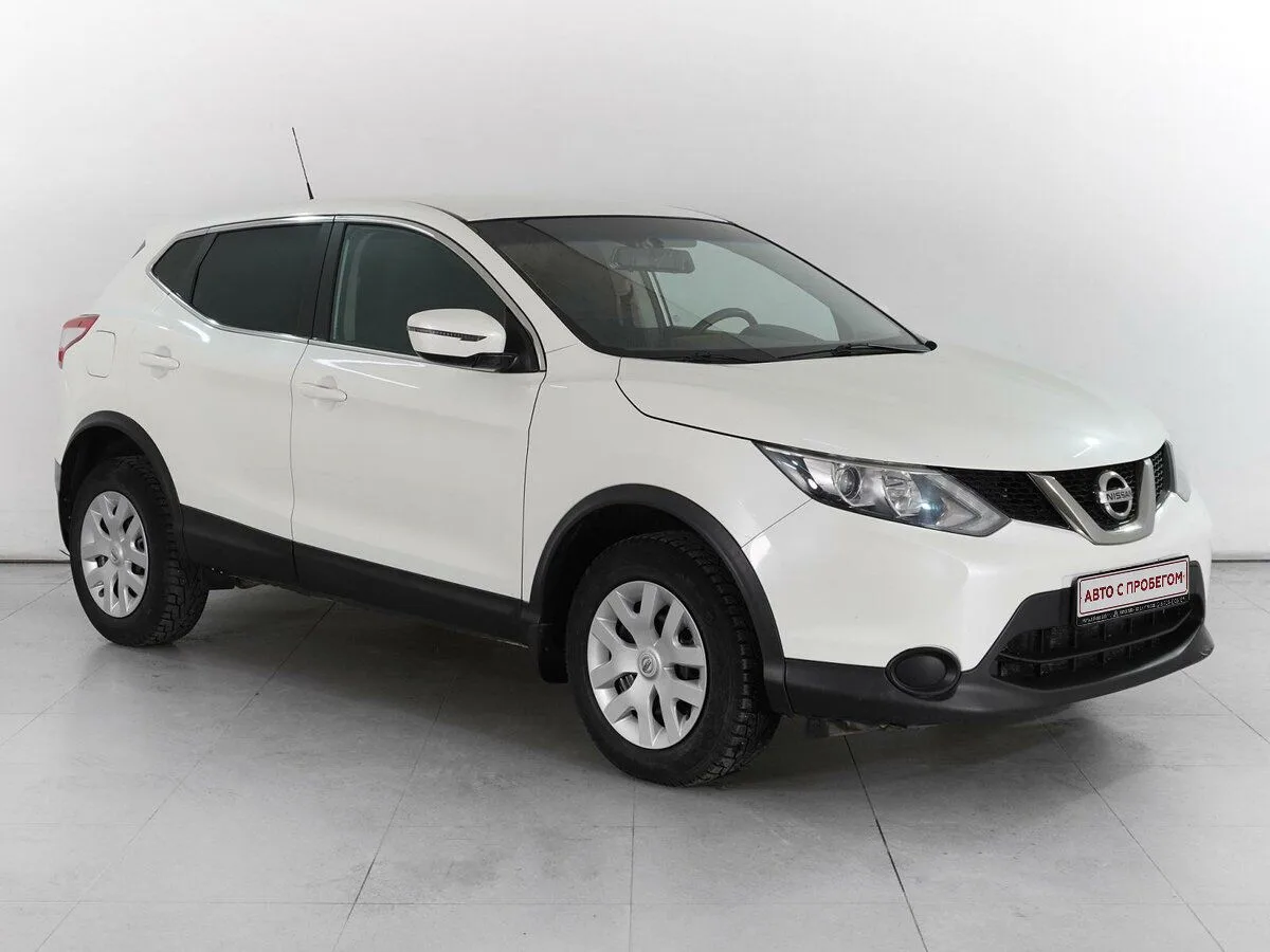 Nissan Qashqai II · XE