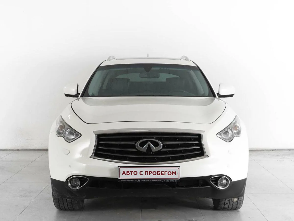 Infiniti QX70 Premium — фото 2