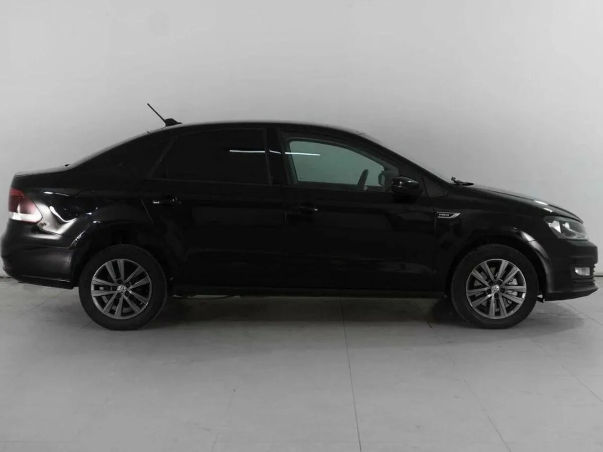 Volkswagen Polo V Рестайлинг · Highline — фото 5