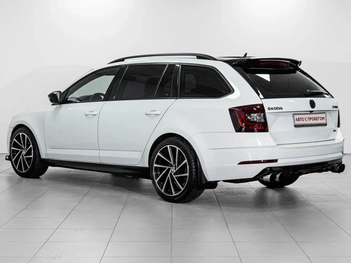 Skoda Octavia III (A7) Рестайлинг · Laurin & Klement — фото 2