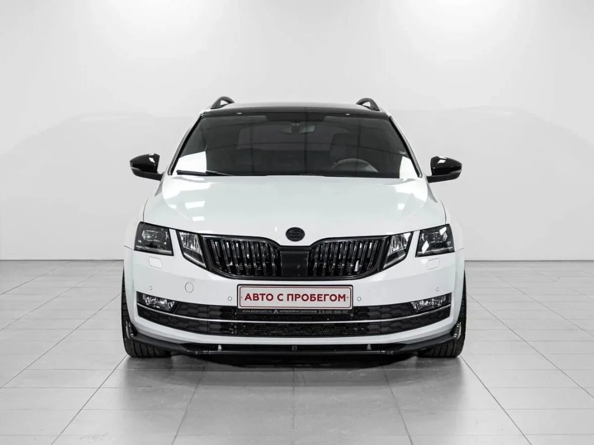 Skoda Octavia III (A7) Рестайлинг · Laurin & Klement — фото 3