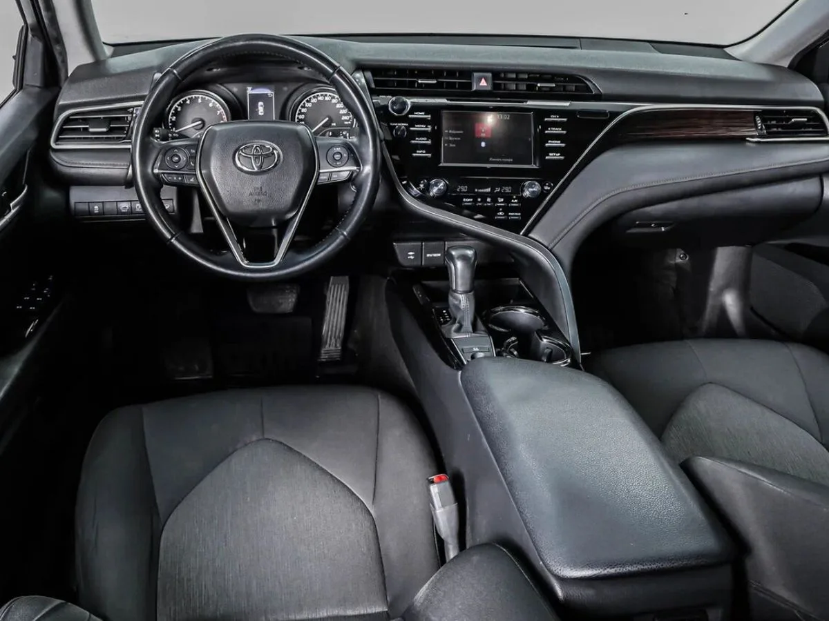 Toyota Camry VIII (XV70) · Классик — фото 5