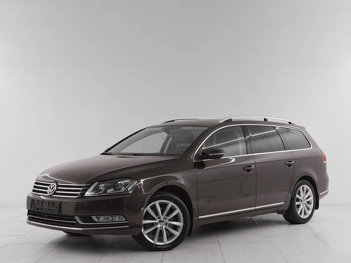 Volkswagen Passat B7 · Highline