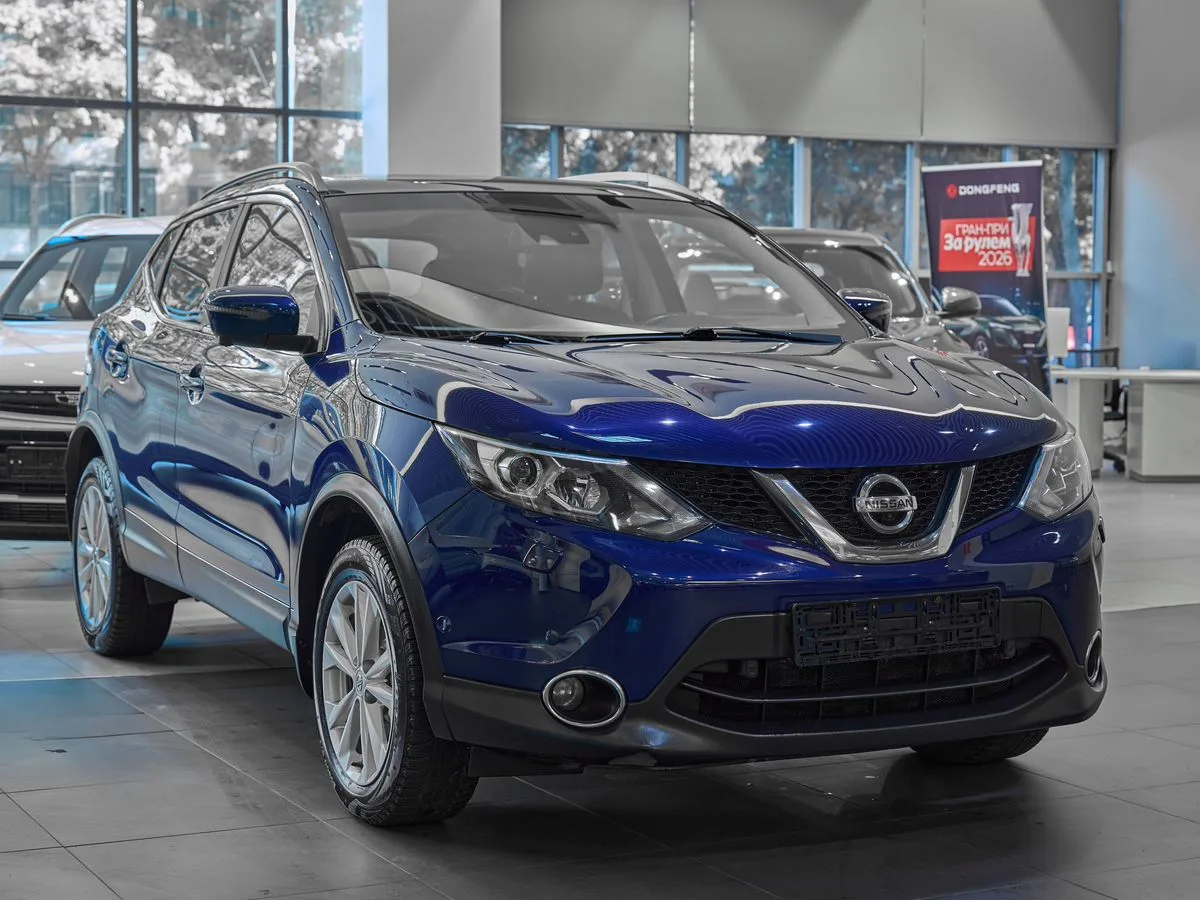 Nissan Qashqai II · LE+