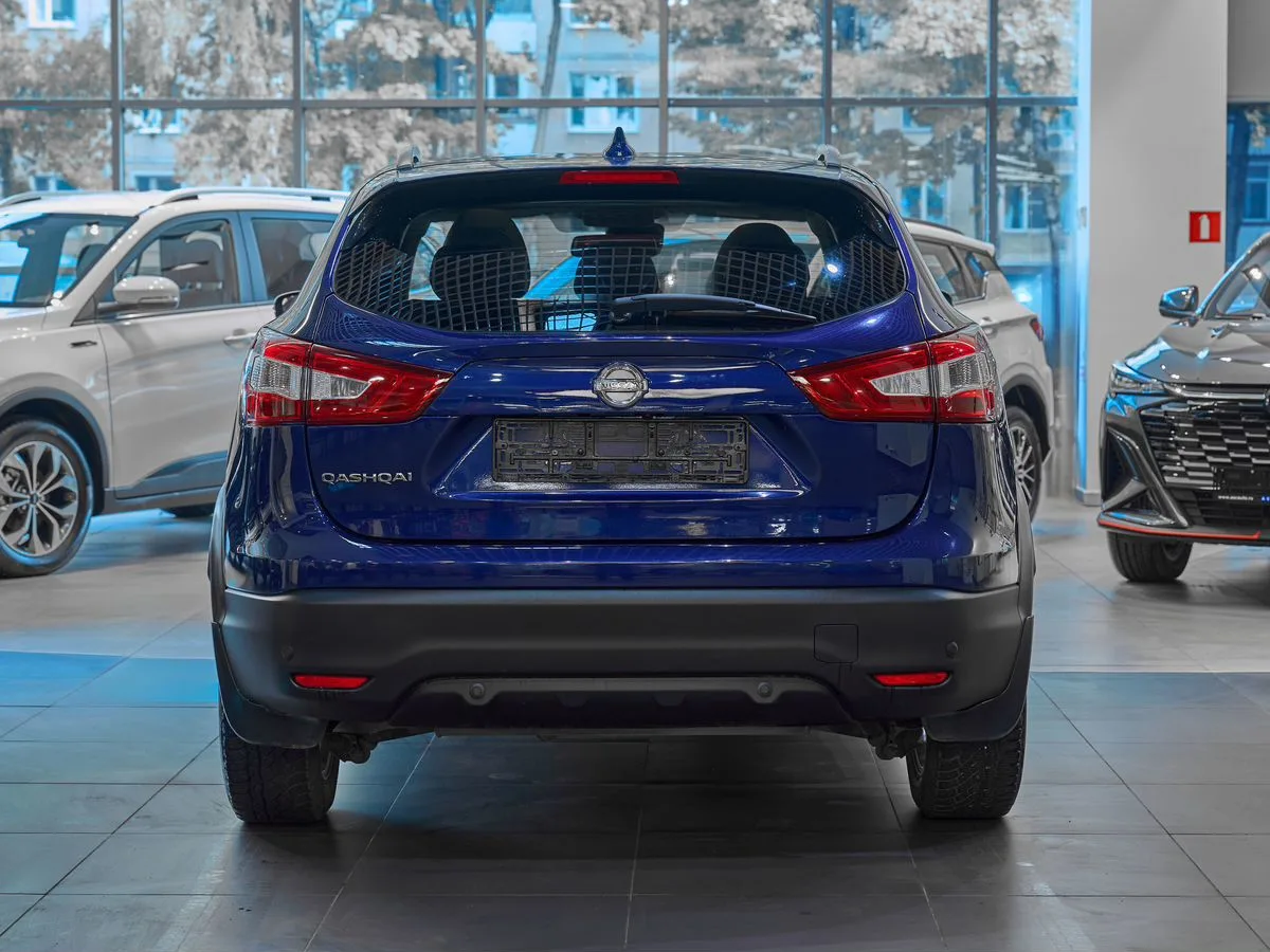 Nissan Qashqai II · LE+ — фото 5