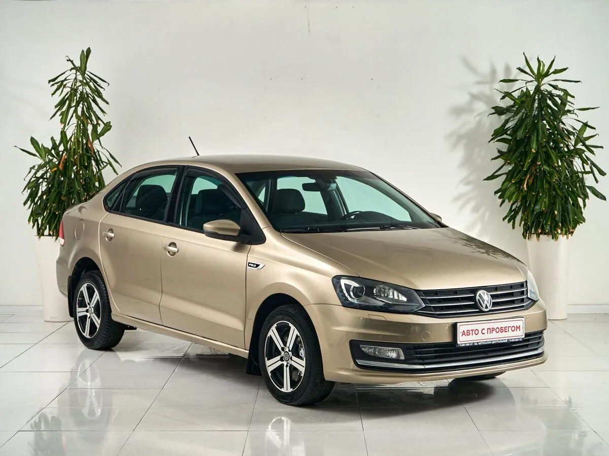 Volkswagen Polo V Рестайлинг · Highline 15-18 — фото 3