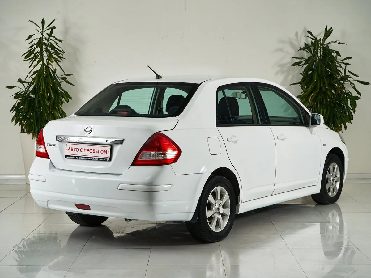 Nissan Tiida I Рестайлинг — фото 5