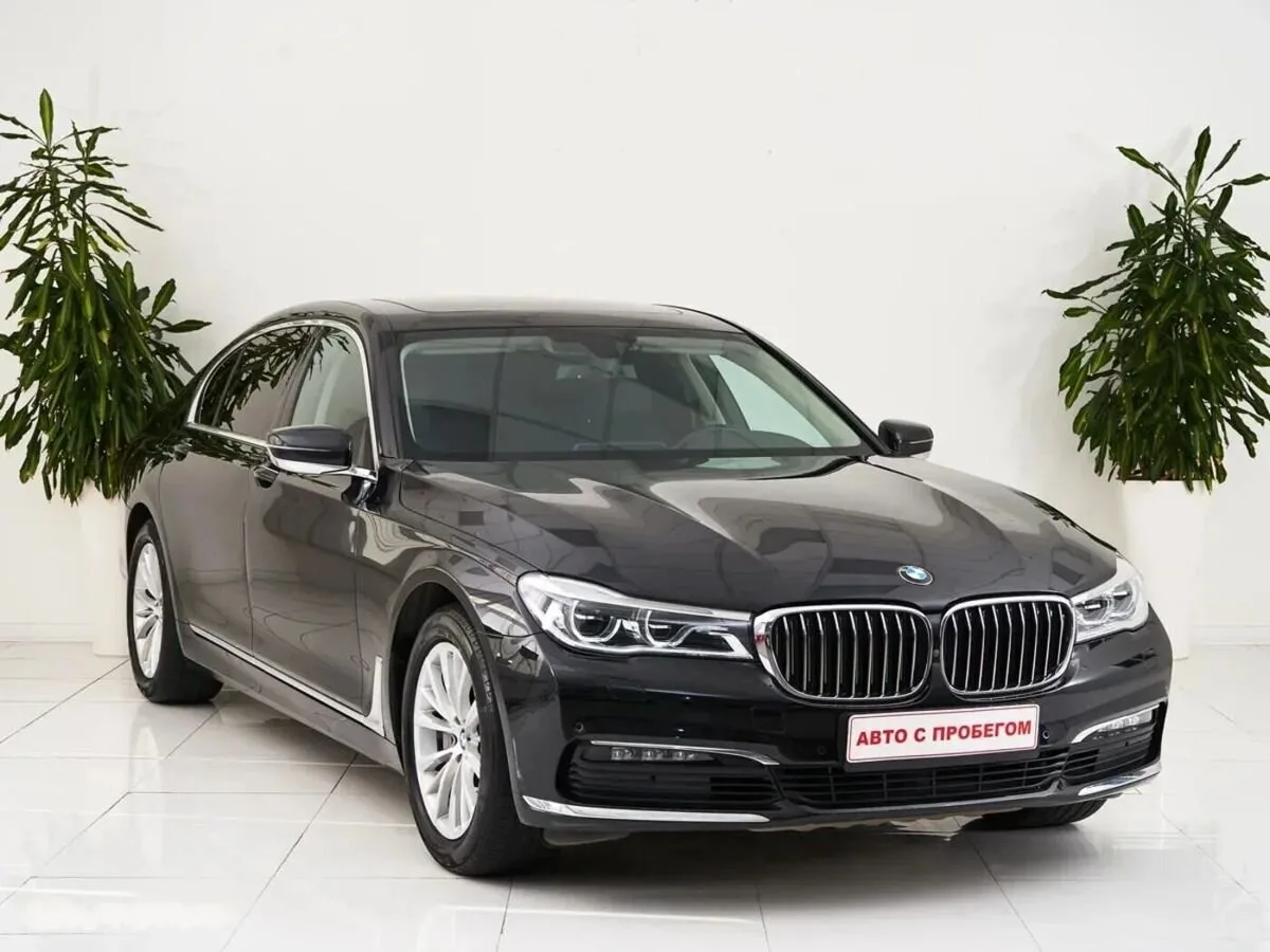 BMW 7 серии VI (G11/G12) · 730Ld xDrive — фото 3
