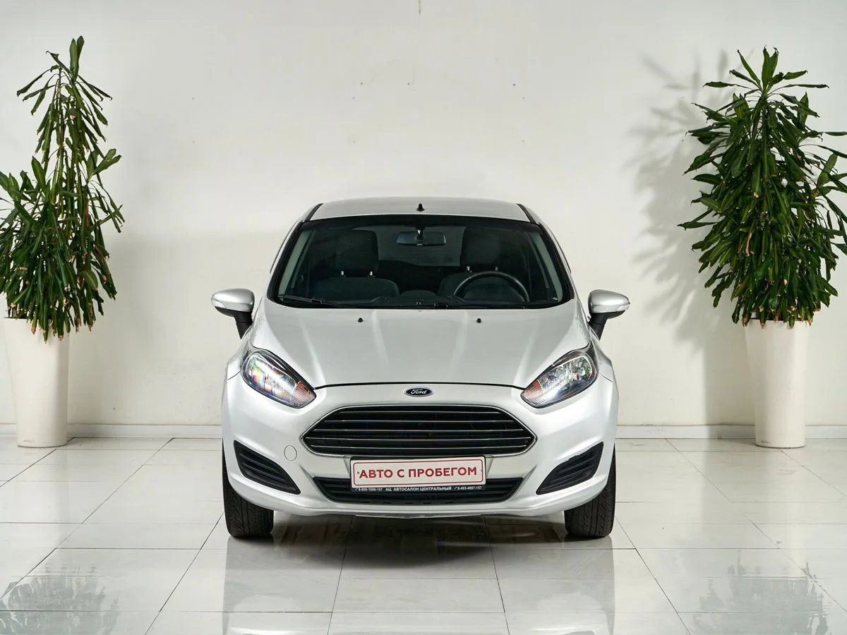 Ford Fiesta Mk6 Рестайлинг — фото 2