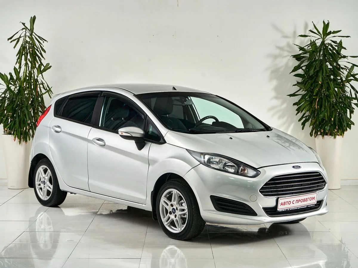 Ford Fiesta Mk6 Рестайлинг — фото 3