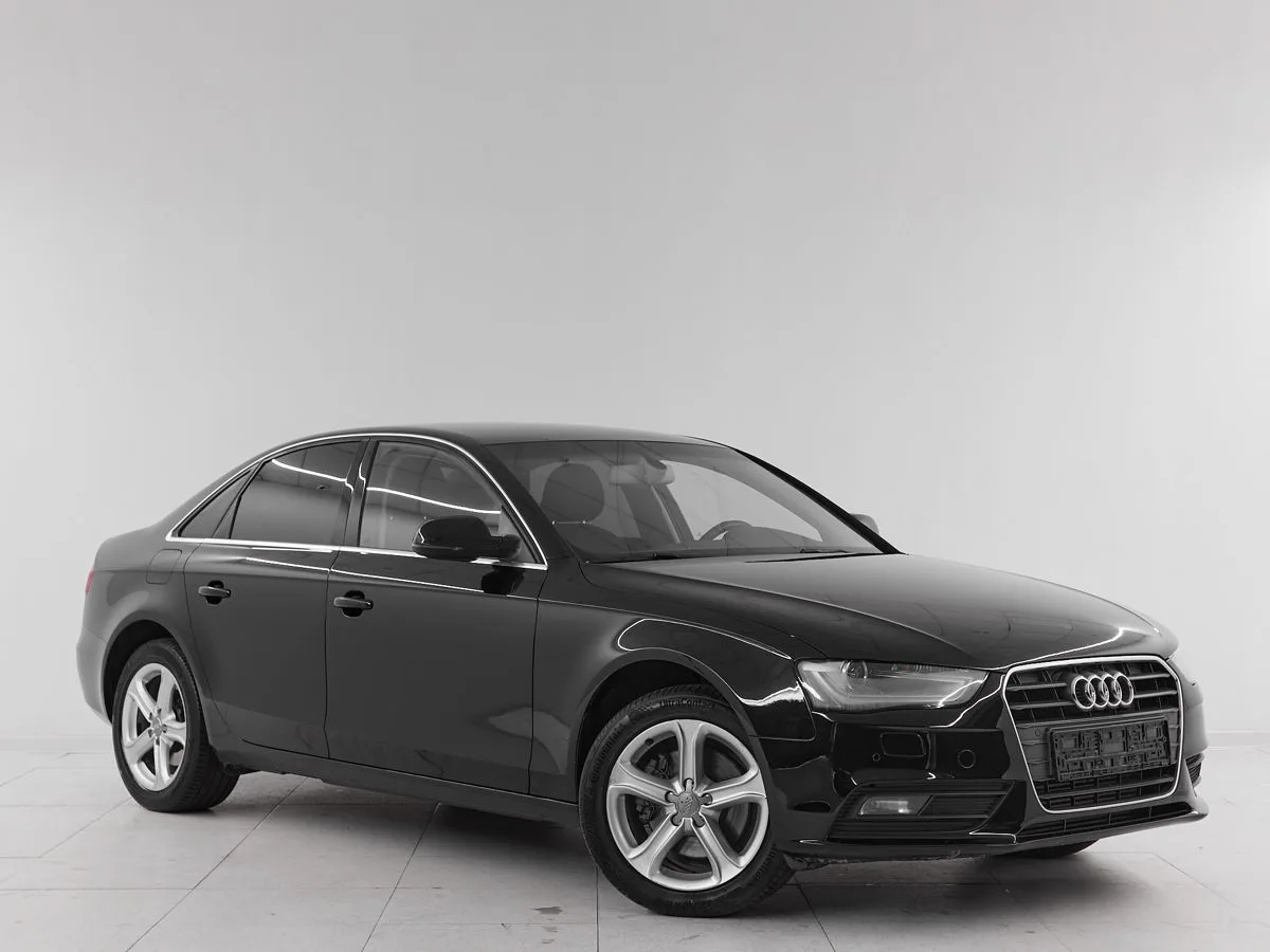 Audi A4 IV (B8) Рестайлинг · Базовая — фото 3