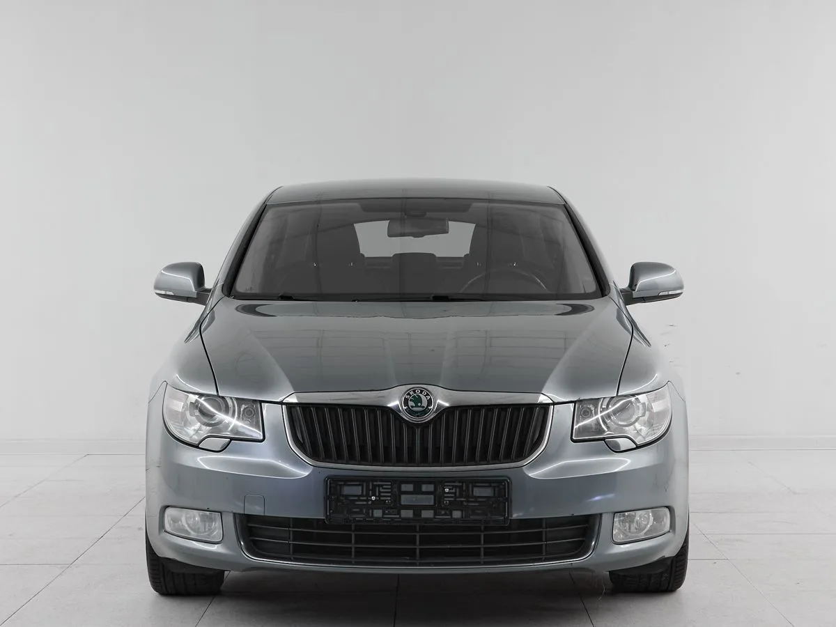 Skoda Superb II — фото 2