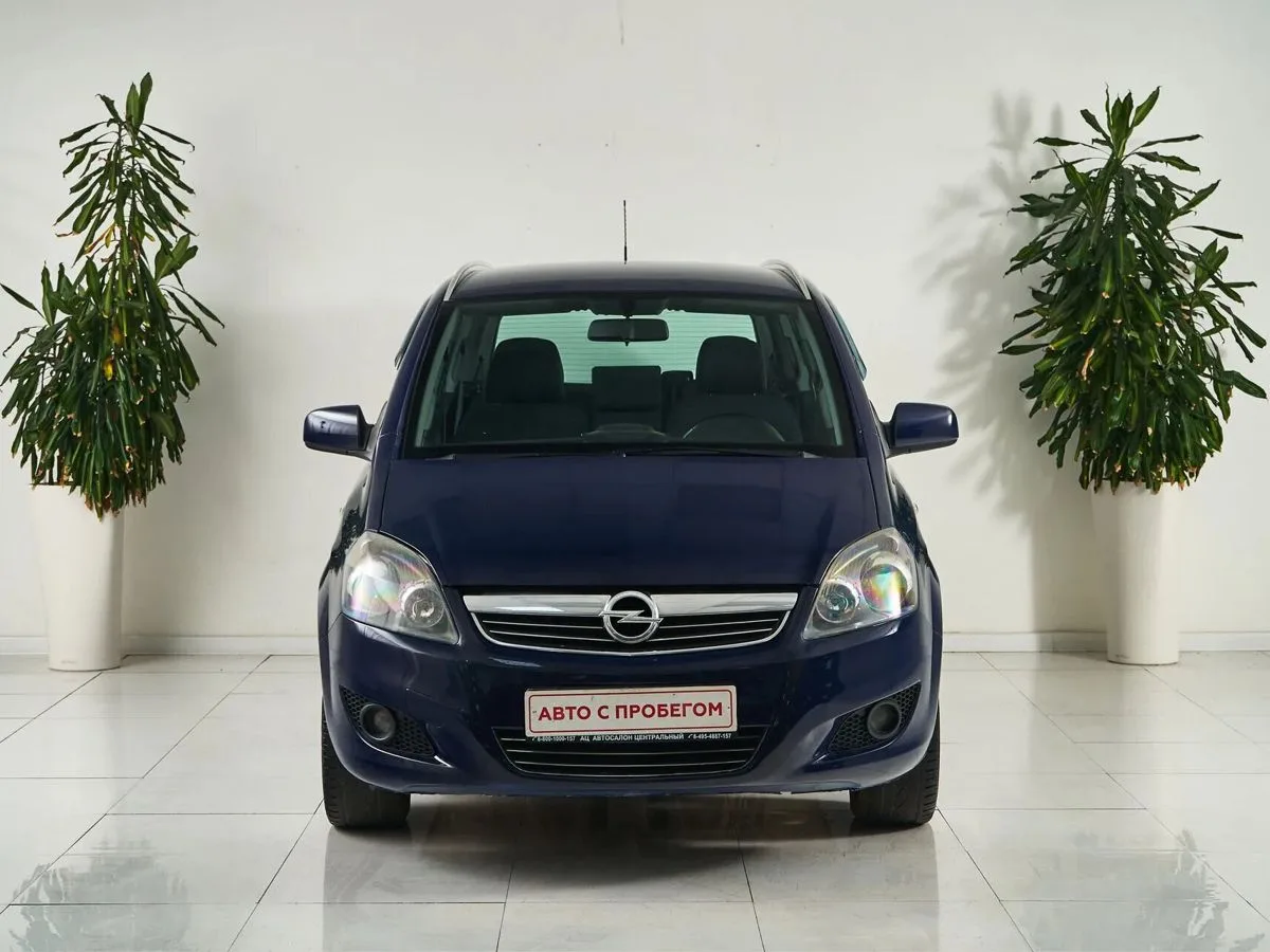 Opel Zafira B Рестайлинг · Family — фото 2