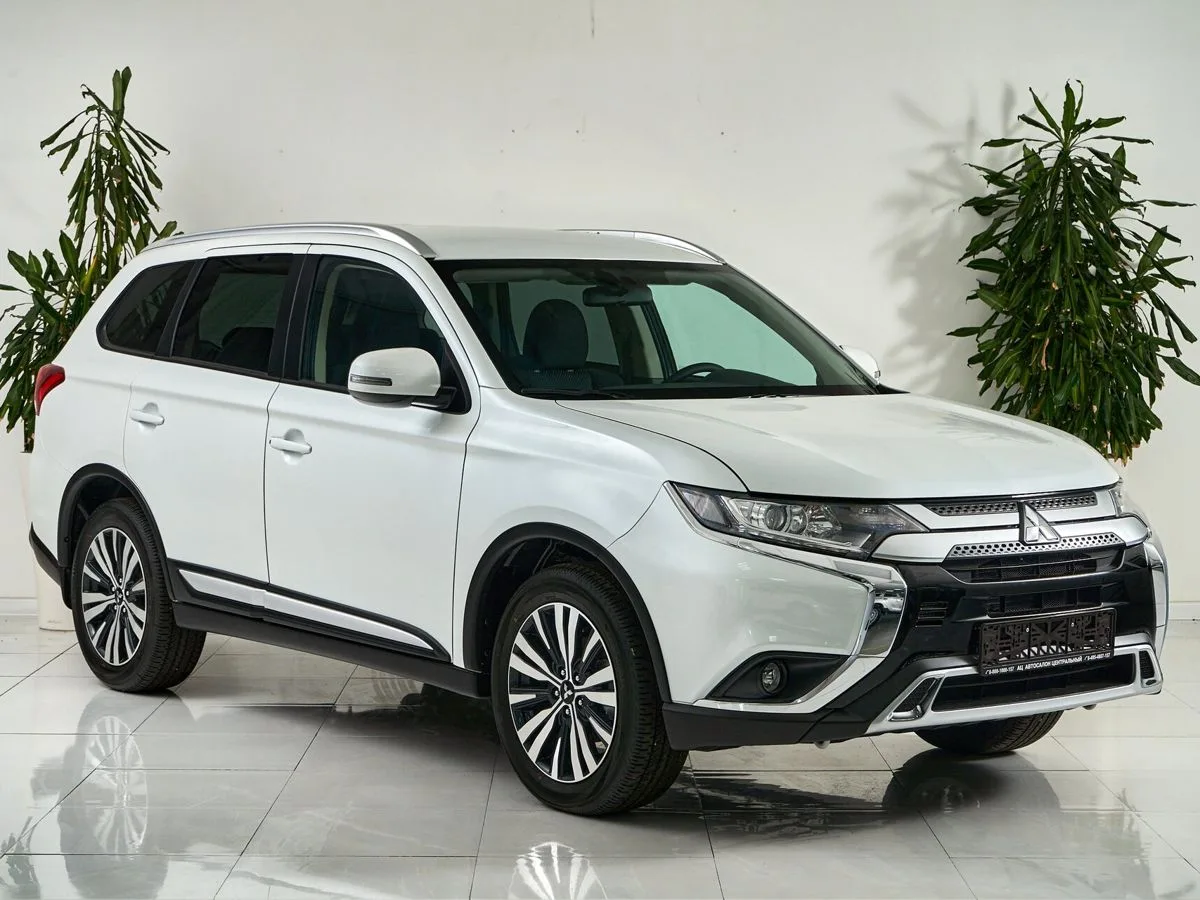 Mitsubishi Outlander III Рестайлинг 3 — фото 3