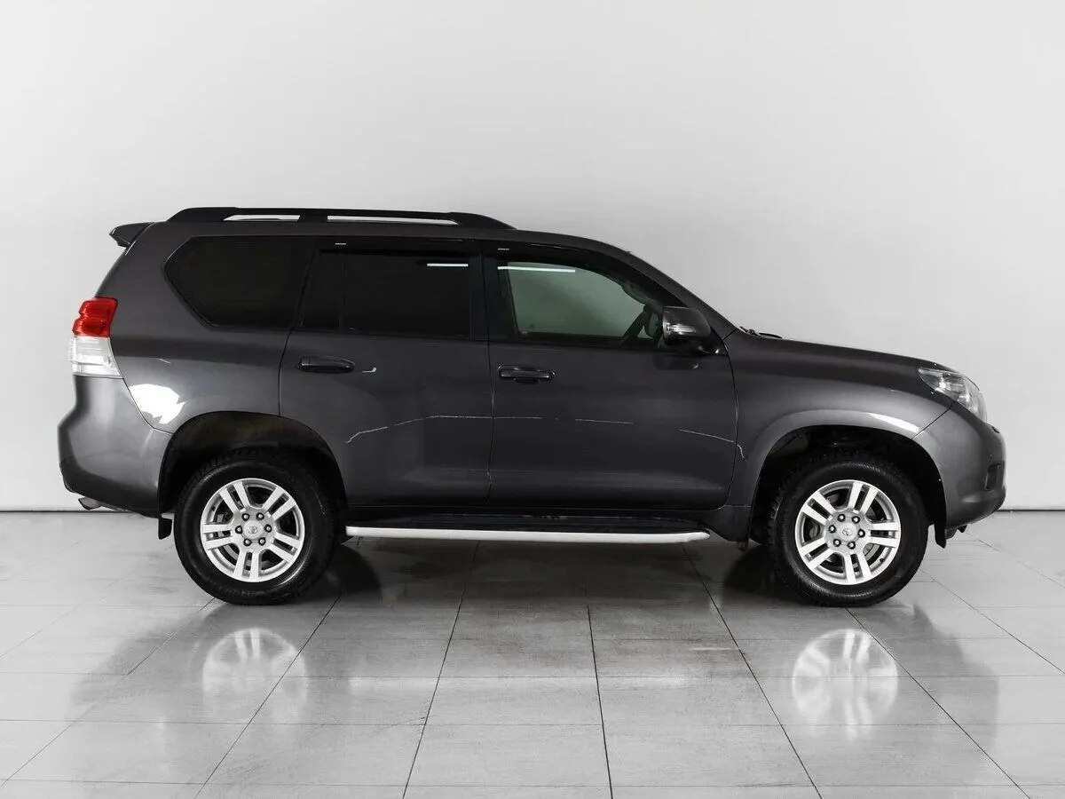 Toyota Land Cruiser Prado 150 Series · Люкс (5 мест) — фото 5