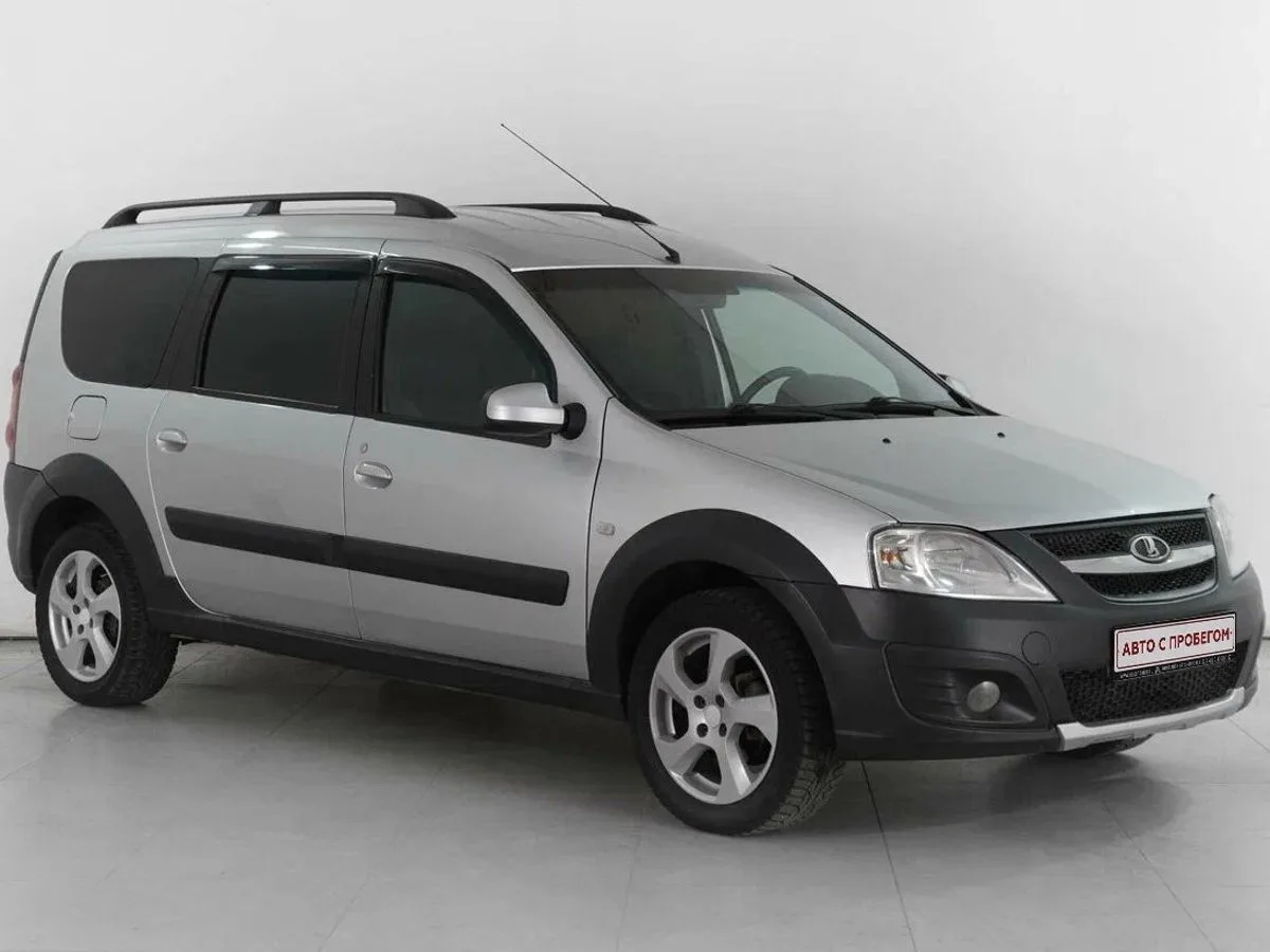Lada (ВАЗ) Largus I · Luxe (5 мест)