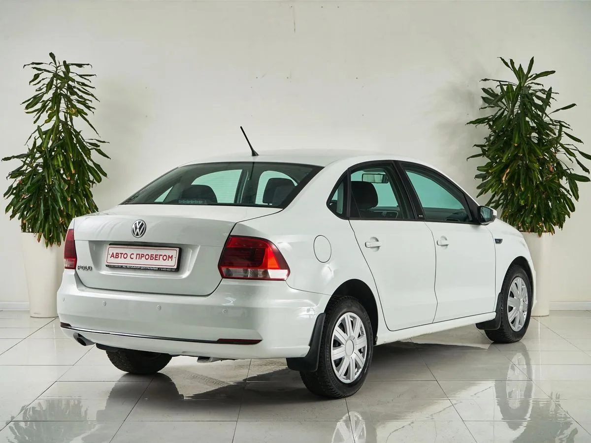 Volkswagen Polo V Рестайлинг — фото 5