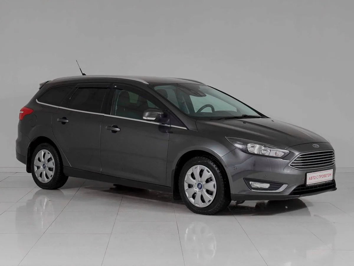 Ford Focus III Рестайлинг · Titanium — фото 3