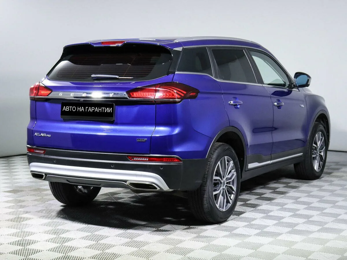 Geely Atlas Pro Luxury — фото 3
