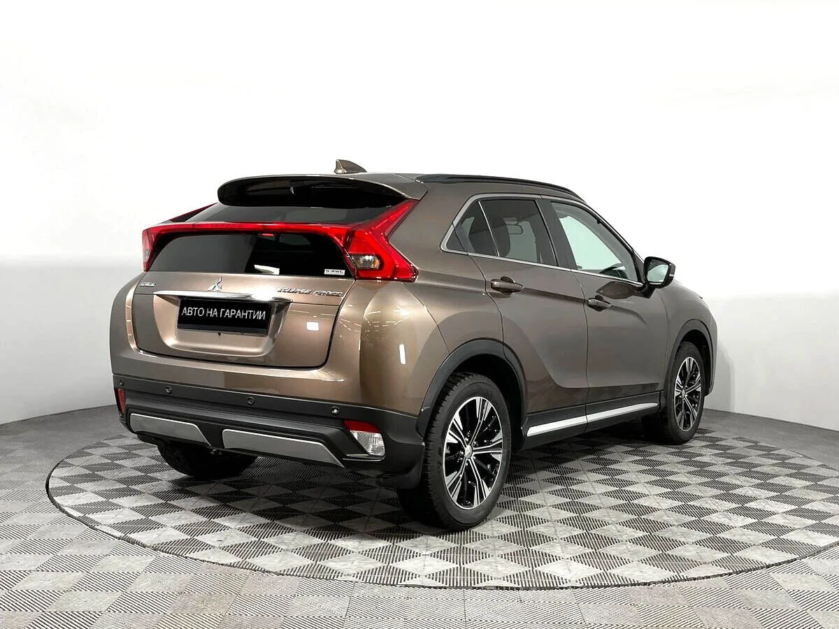 Mitsubishi Eclipse Cross I · Instyle — фото 3